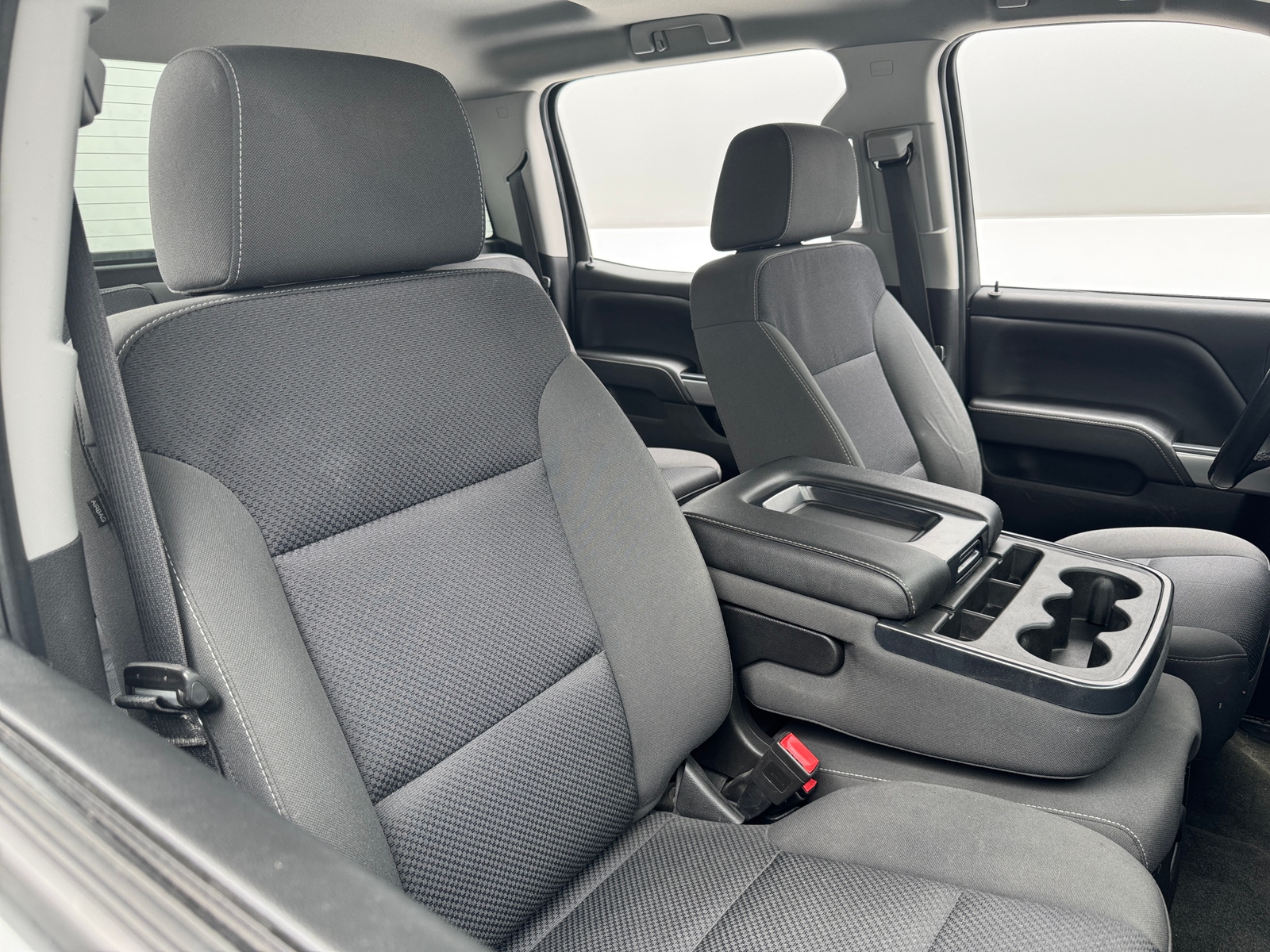 Thumbnail: 2018 Chevrolet Silverado 1500 - 2