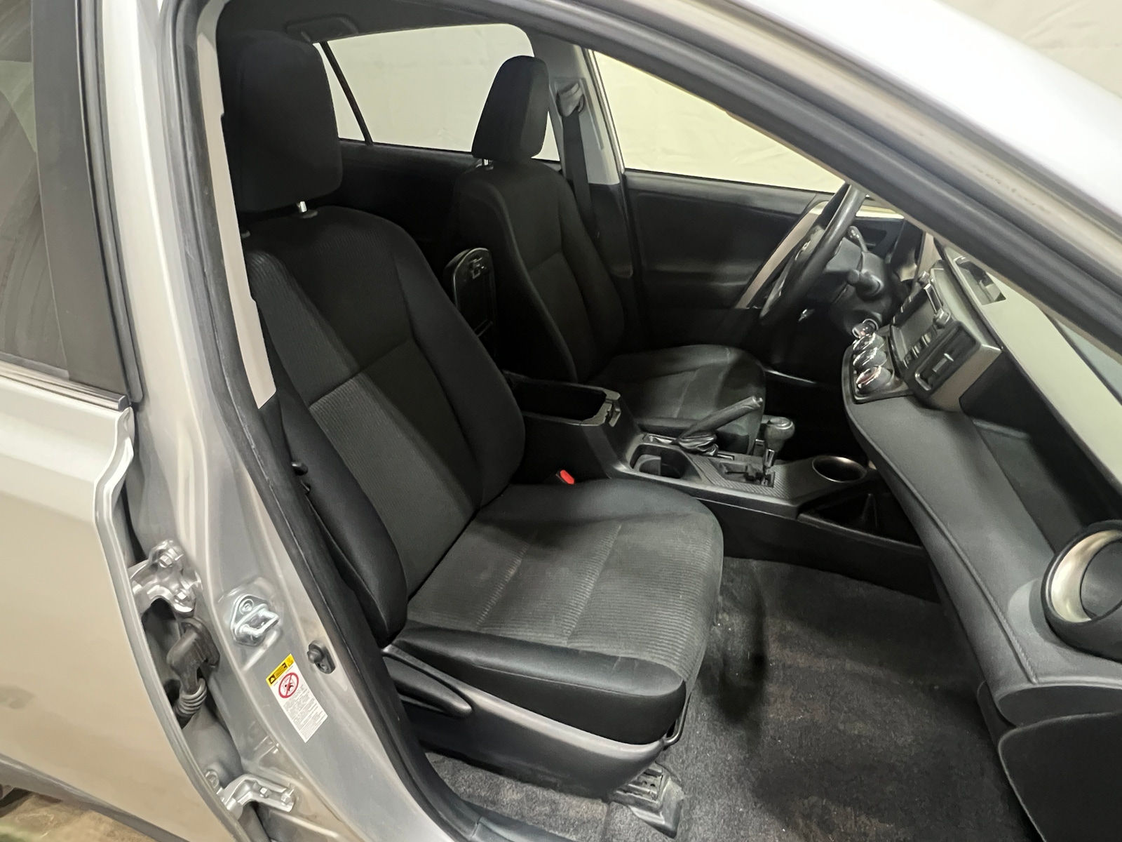 Thumbnail: 2015 Toyota RAV4 - 2