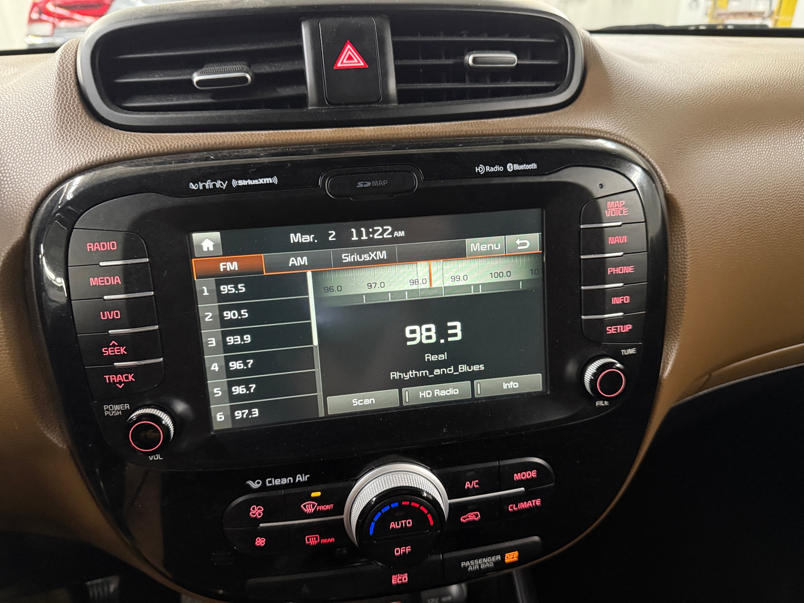 Thumbnail: 2016 Kia Soul - 3