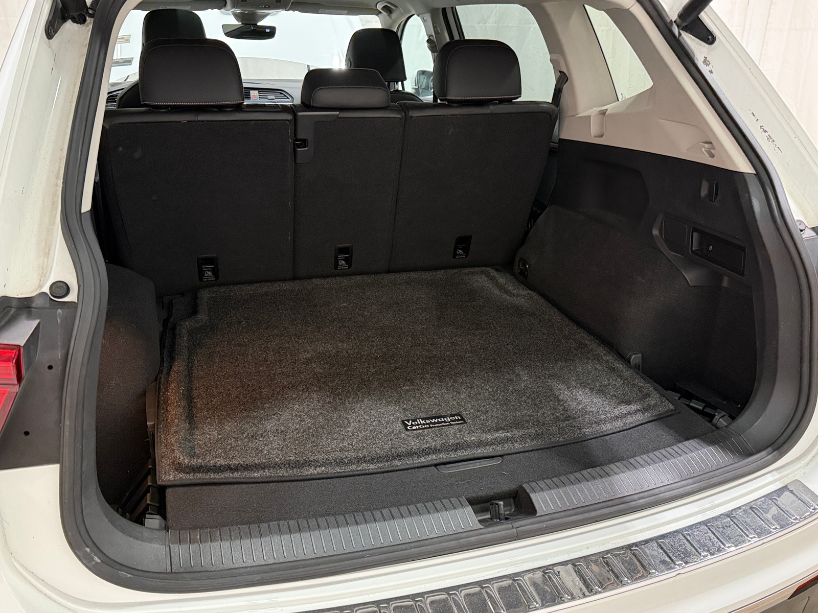 Thumbnail: 2021 Volkswagen Tiguan - 6