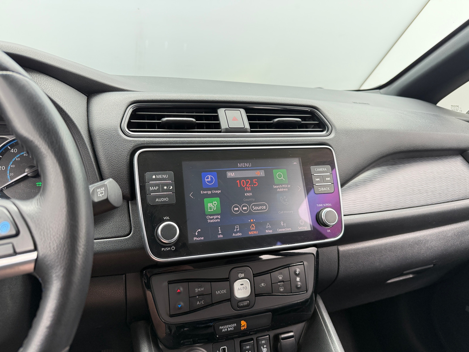 Thumbnail: 2019 Nissan Leaf - 3