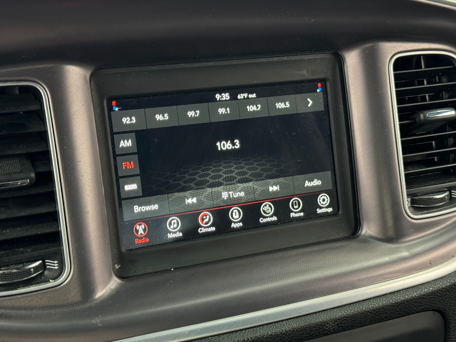 Thumbnail: 2021 Dodge Charger - 4