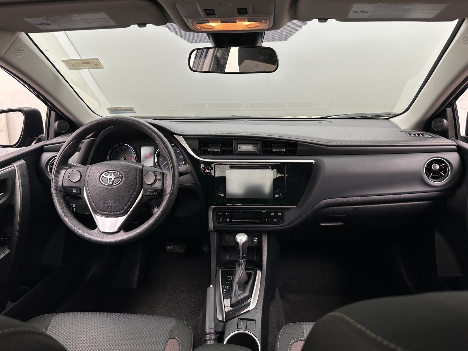 Thumbnail: 2018 Toyota Corolla - 3