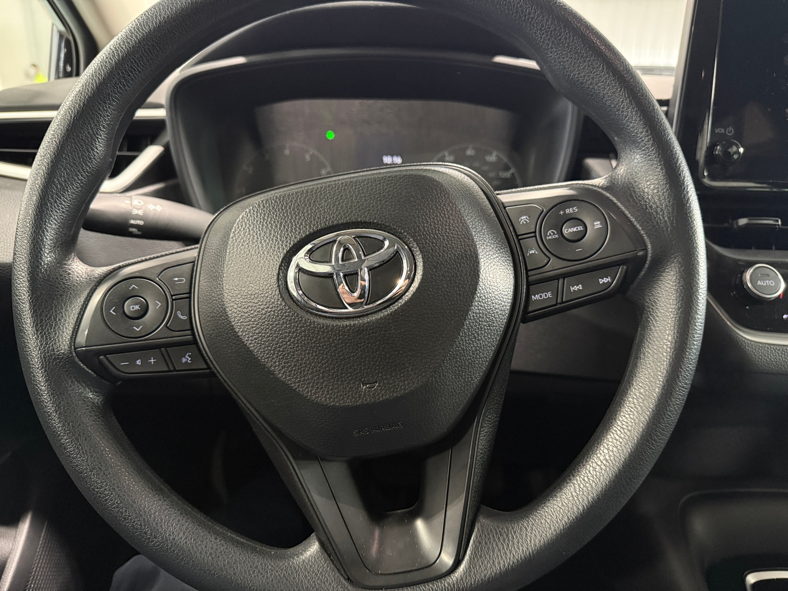 Thumbnail: 2025 Toyota Corolla - 5