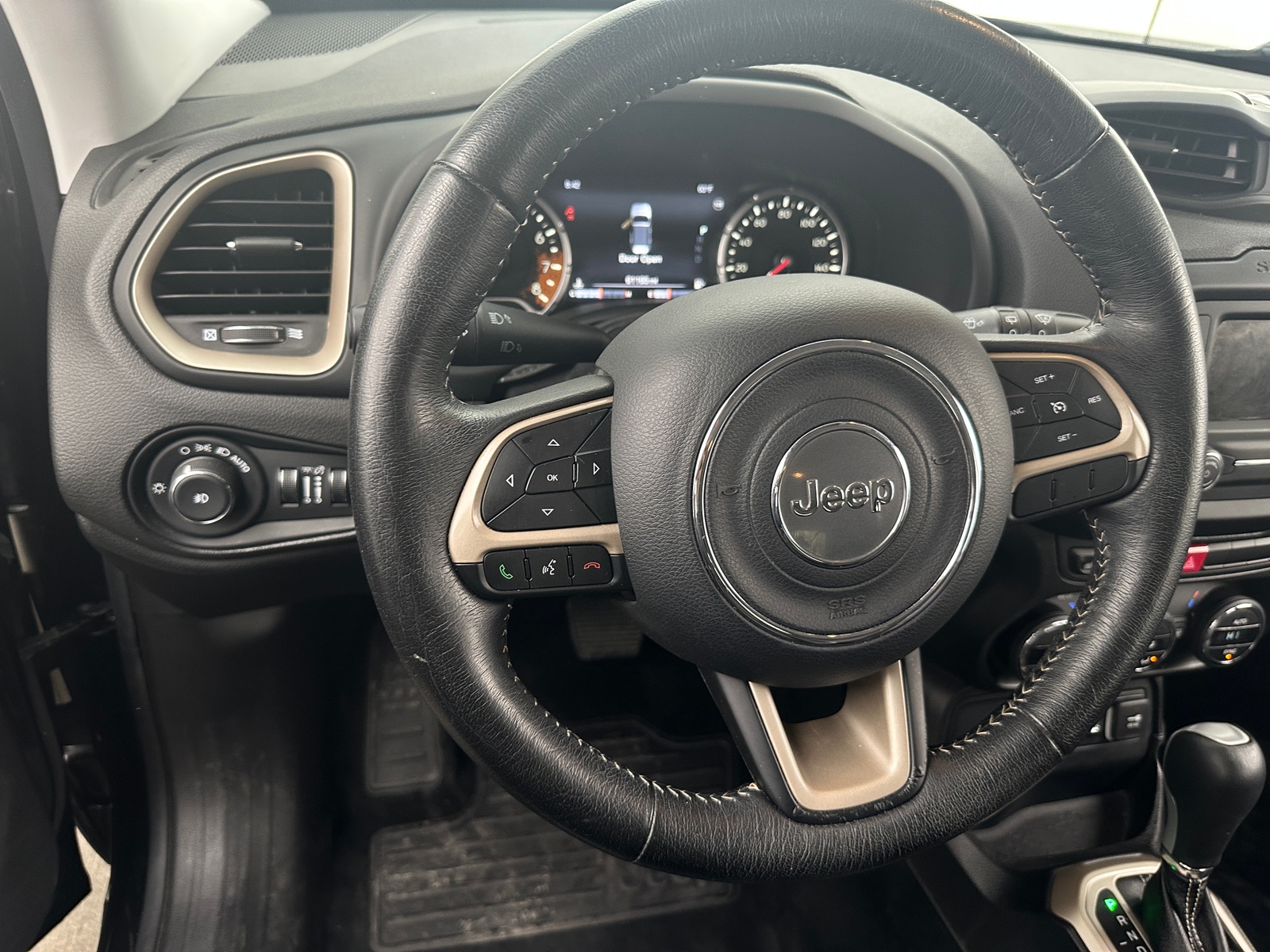 Thumbnail: 2016 Jeep Renegade - 4