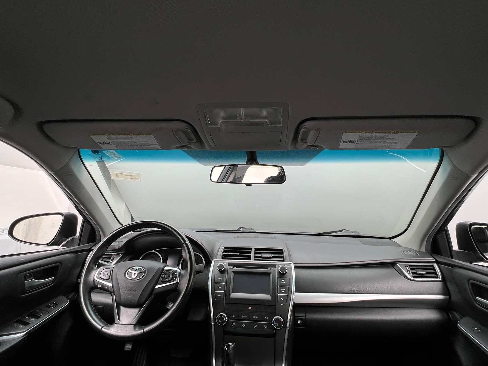 Thumbnail: 2015 Toyota Camry - 3