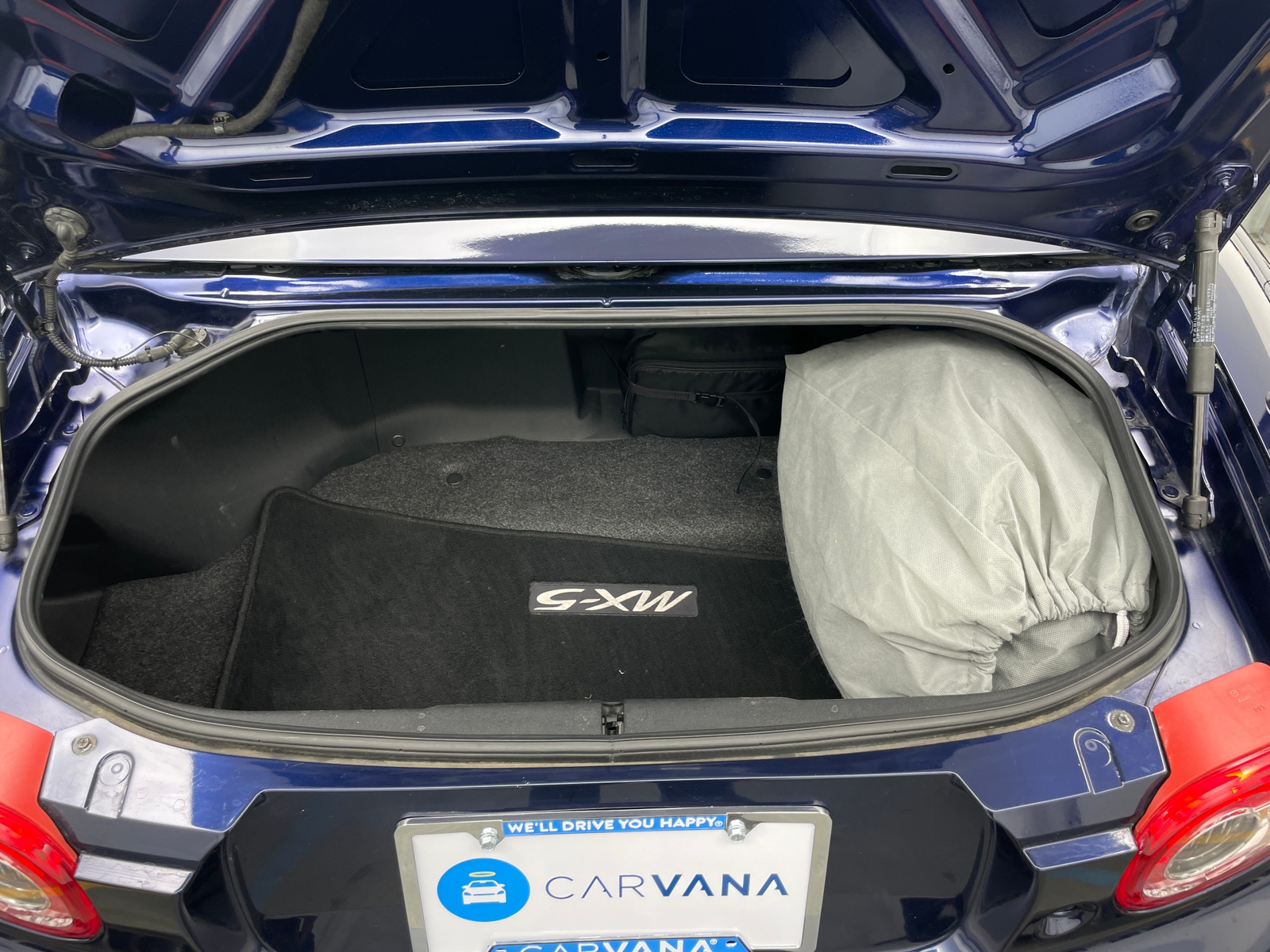 Thumbnail: 2011 Mazda MX-5 Miata - 5