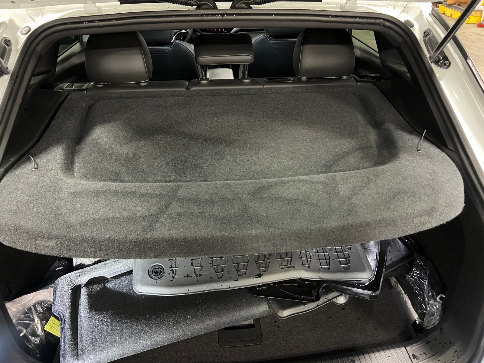 Thumbnail: 2023 Volkswagen ID.4 - 6