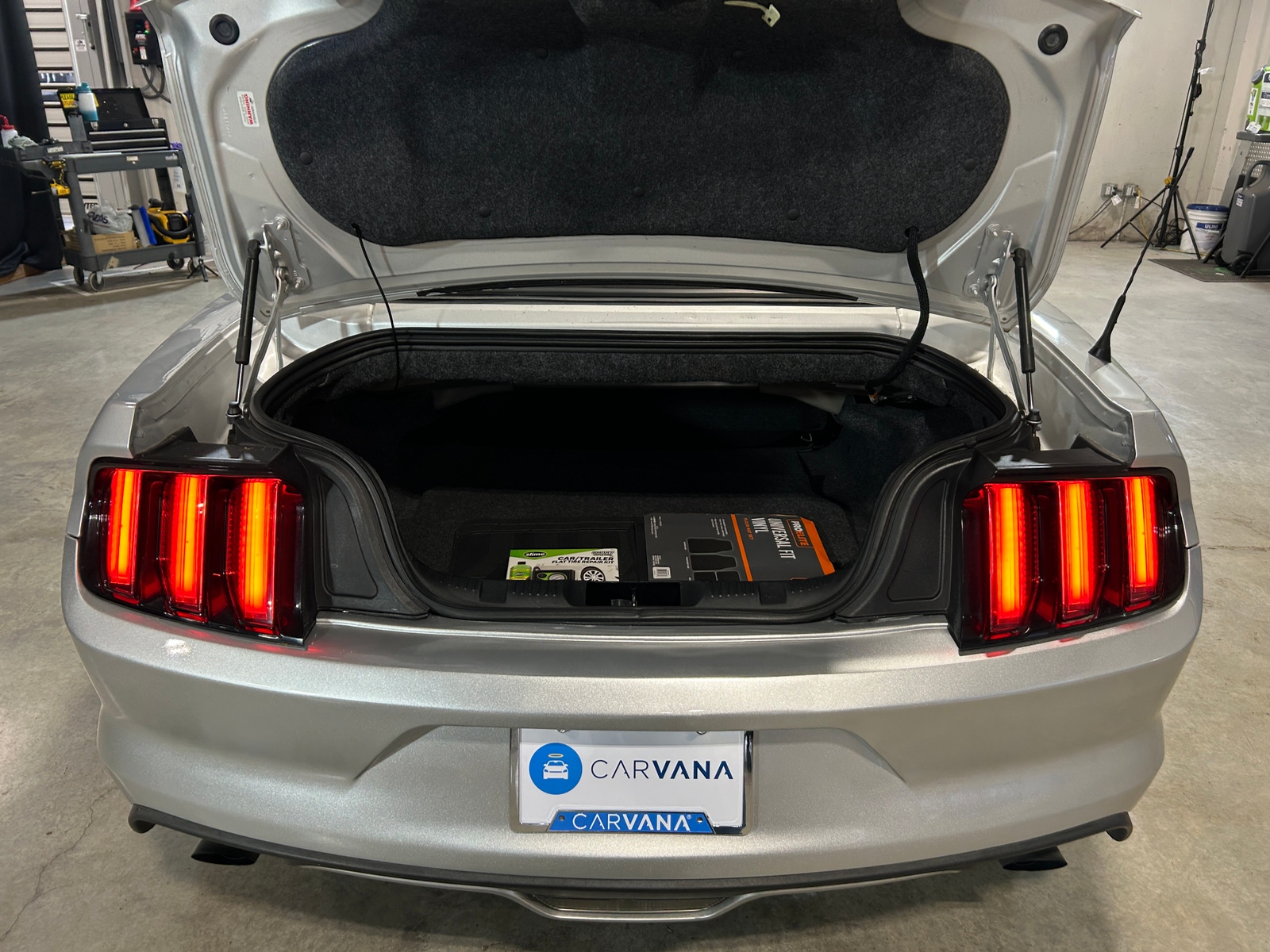 Thumbnail: 2017 Ford Mustang - 6