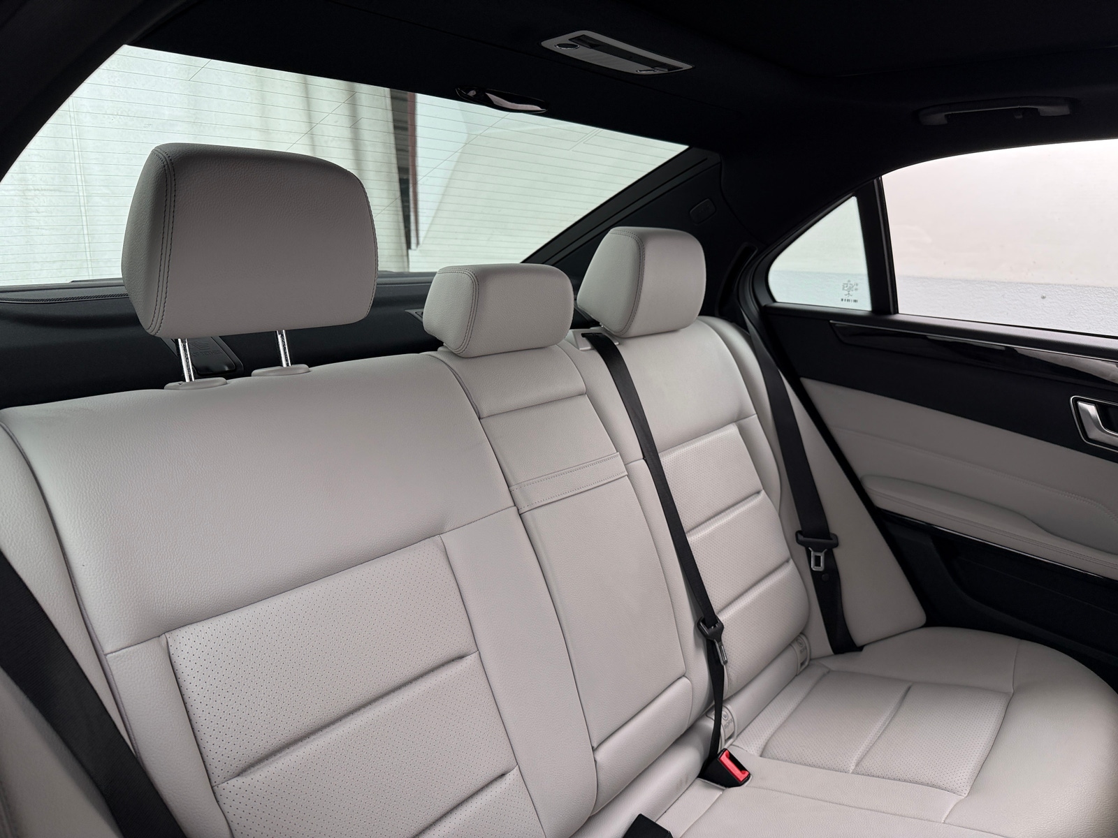 Thumbnail: 2016 Mercedes-Benz E-Class - 5