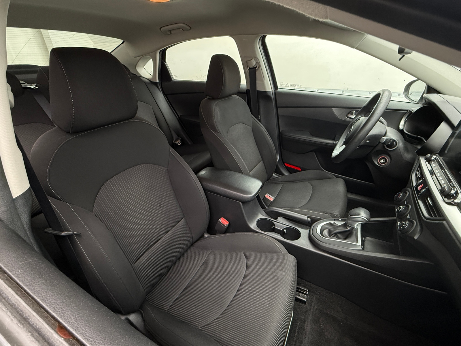 Thumbnail: 2021 Kia Forte - 2