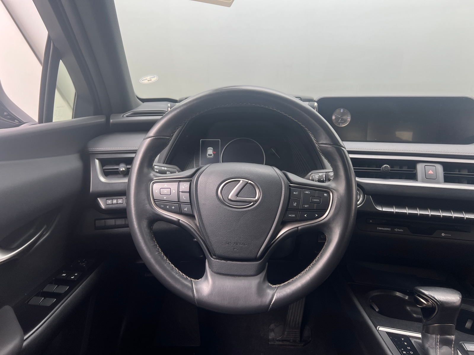 Thumbnail: 2019 Lexus UX - 4