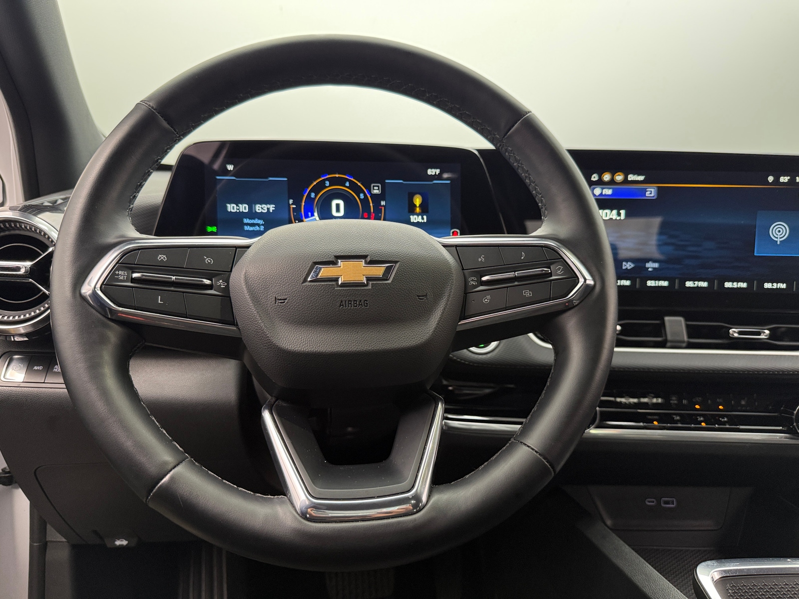 Thumbnail: 2025 Chevrolet Equinox - 5