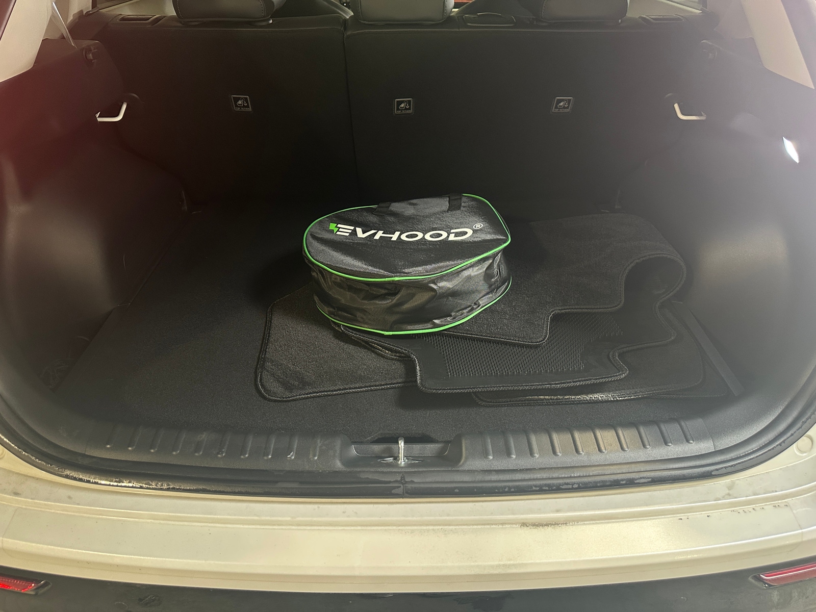 Thumbnail: 2023 Kia Niro - 6