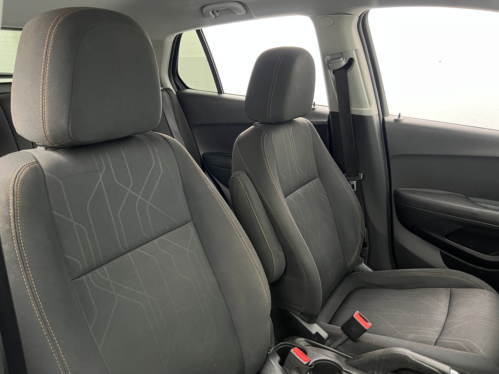 Thumbnail: 2017 Chevrolet Trax - 2