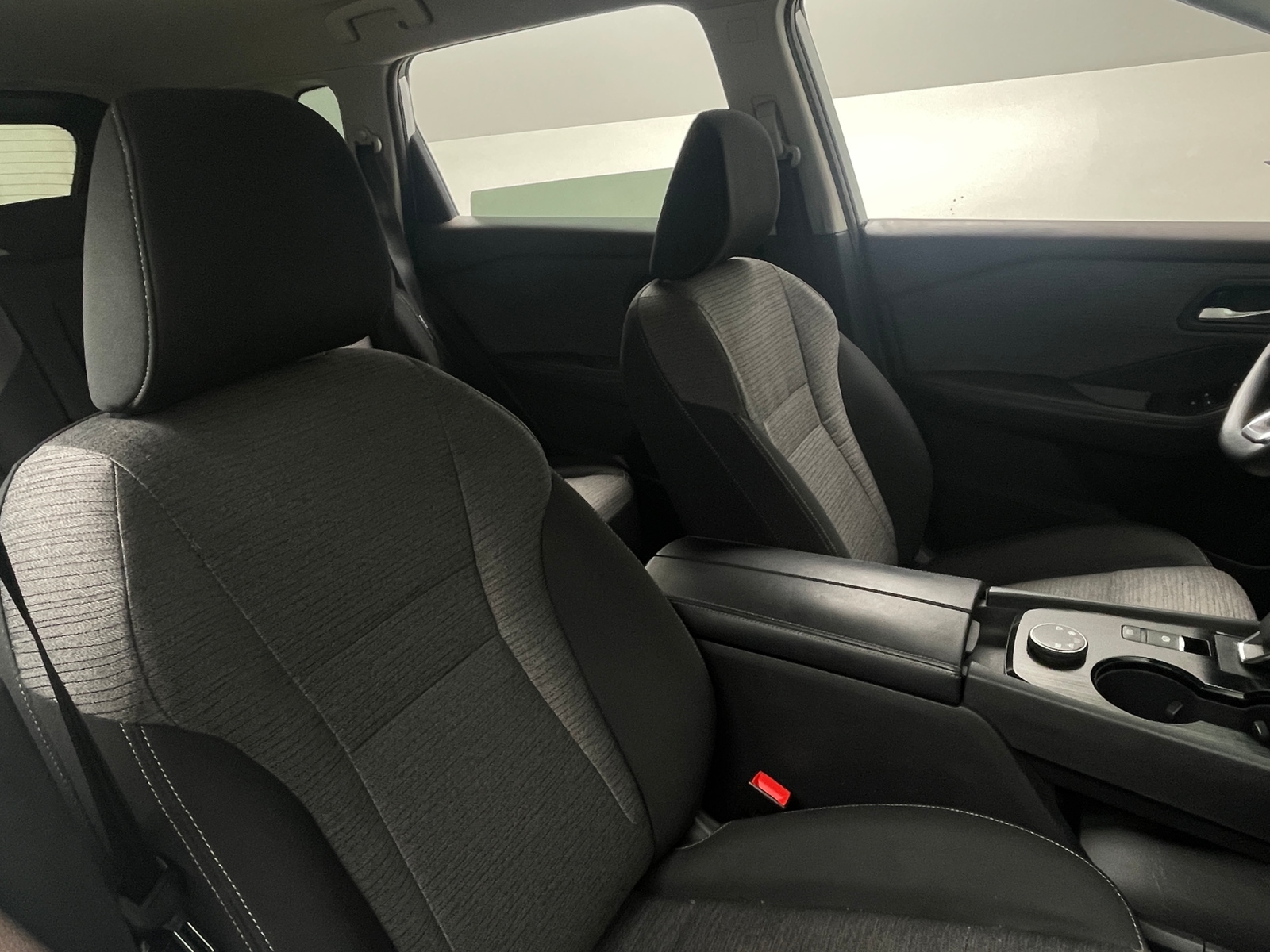 Thumbnail: 2023 Nissan Rogue - 2