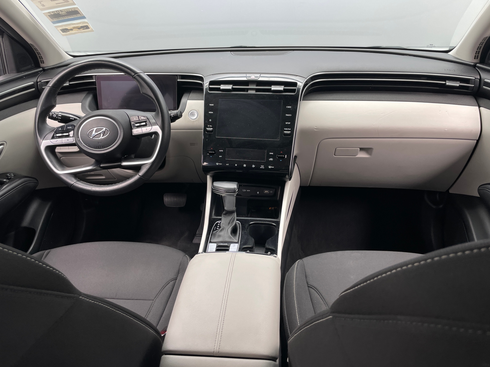 Thumbnail: 2022 Hyundai Tucson - 3