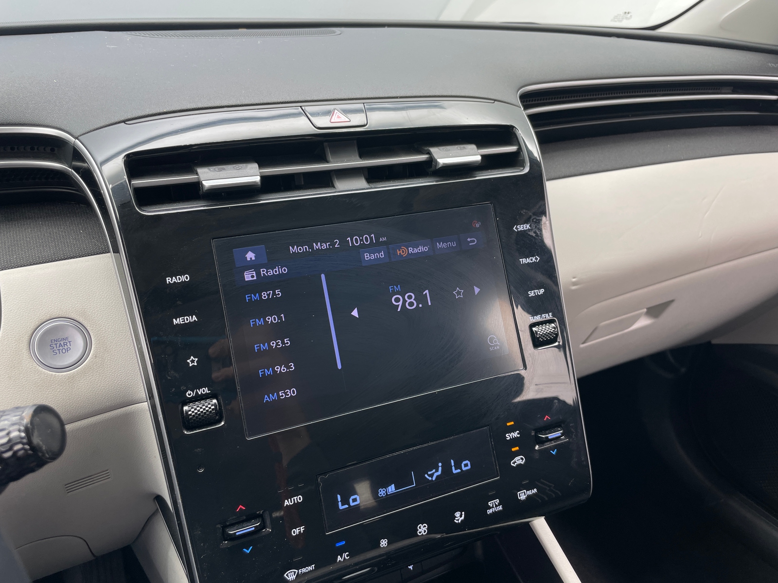 Thumbnail: 2022 Hyundai Tucson - 4