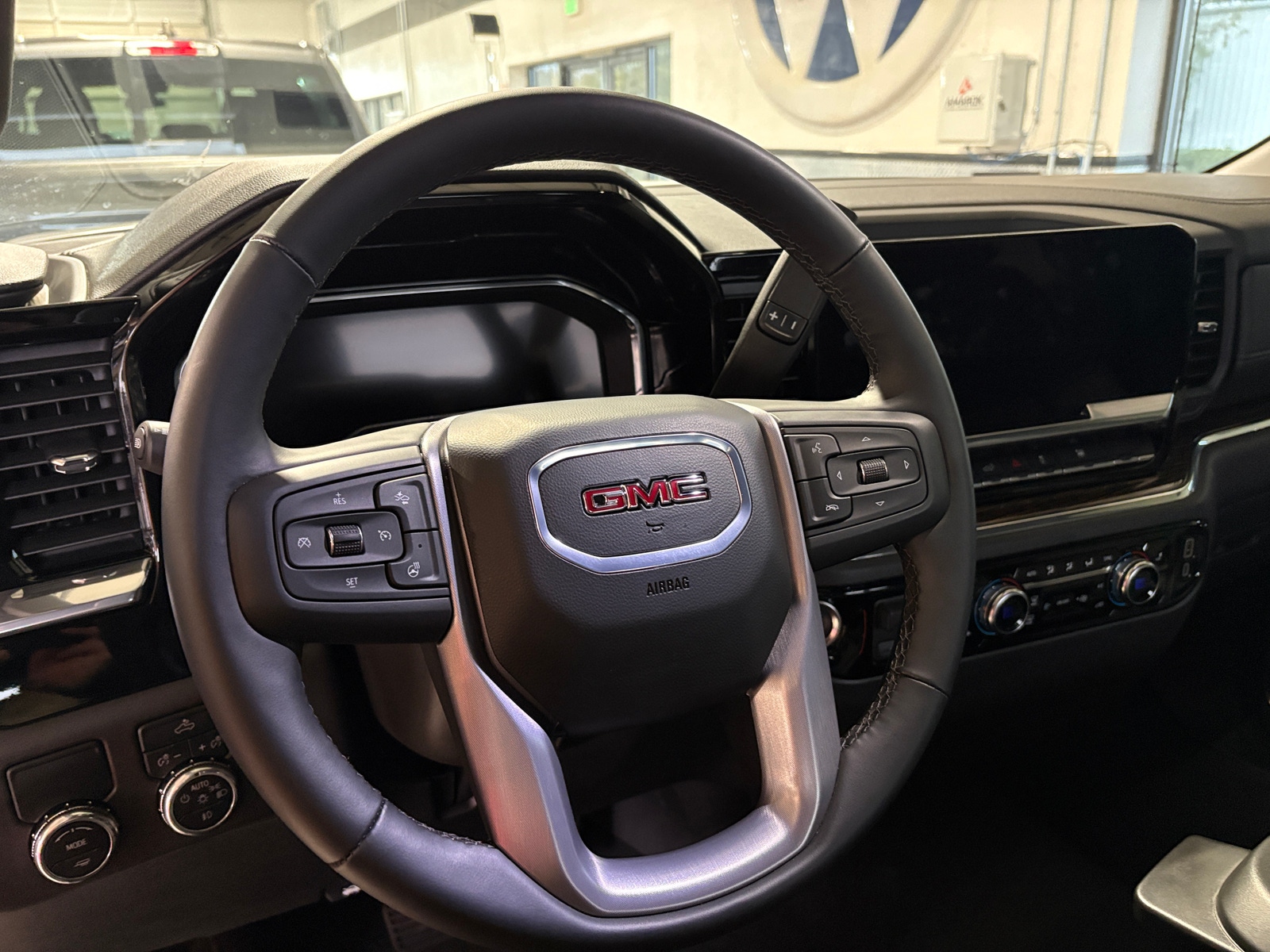 Thumbnail: 2025 GMC Sierra 1500 - 5