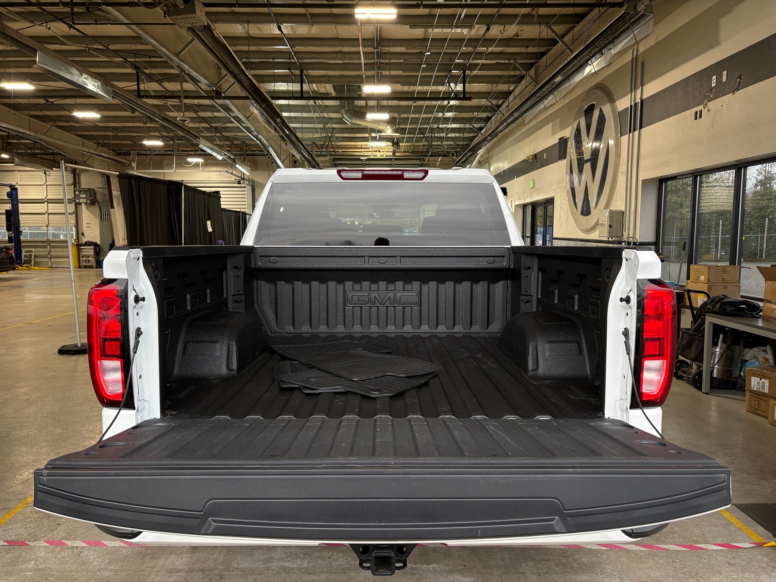 Thumbnail: 2025 GMC Sierra 1500 - 7