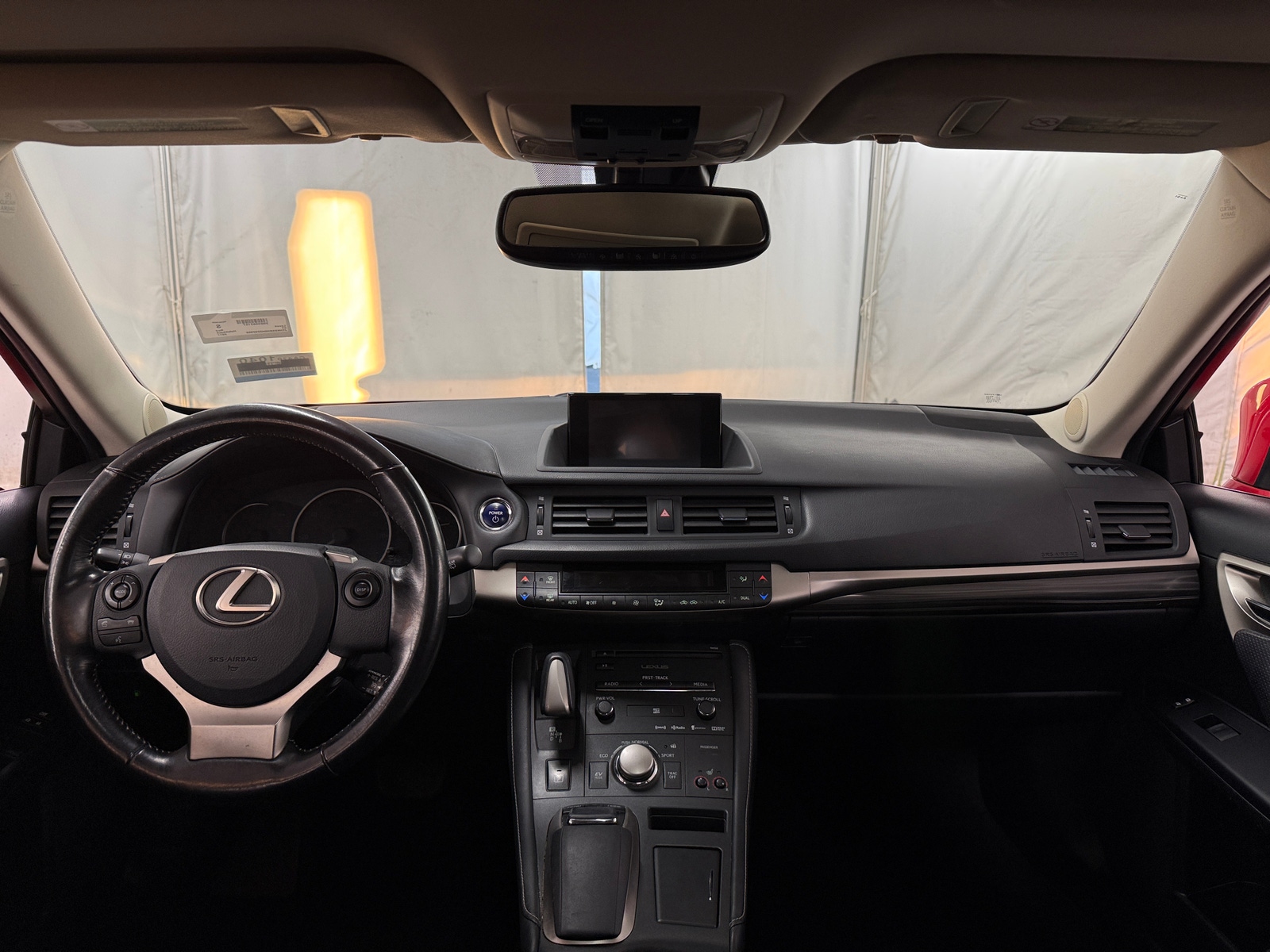 Thumbnail: 2017 Lexus CT - 2