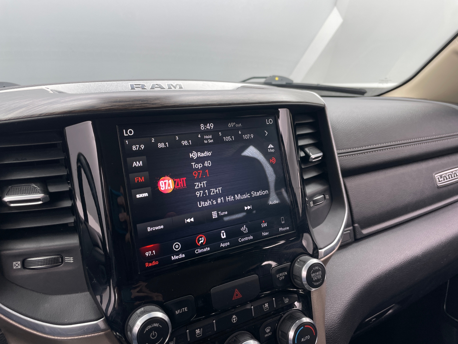 Thumbnail: 2019 RAM 1500 - 3