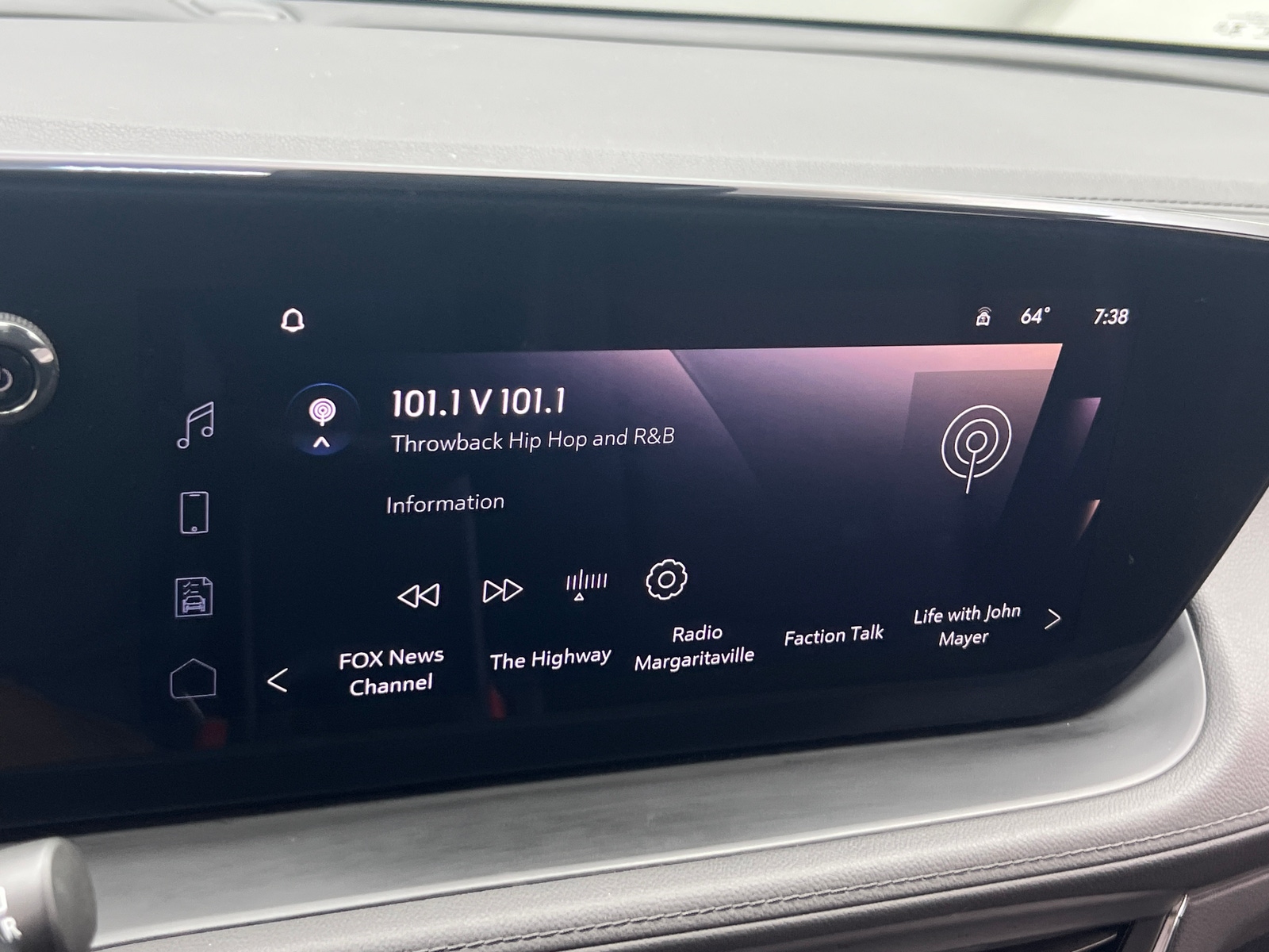 Thumbnail: 2025 Buick Encore GX - 3