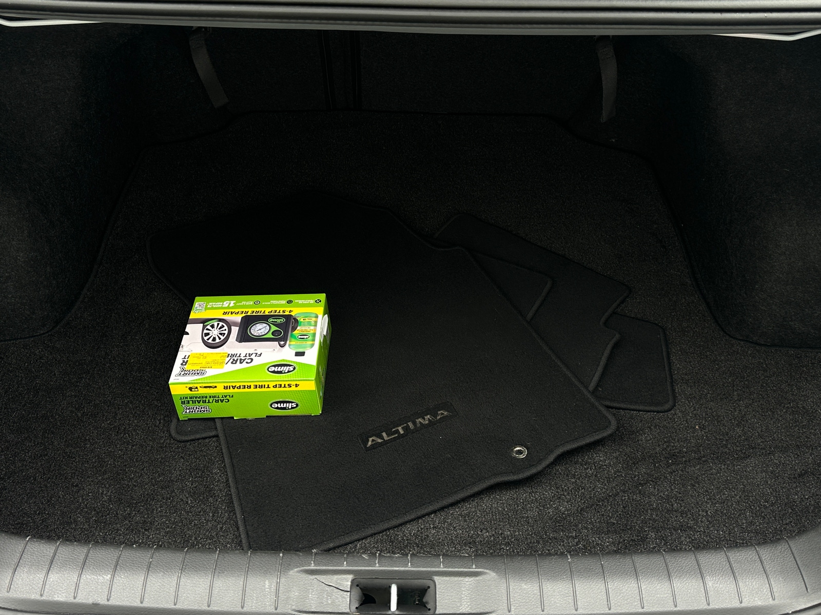 Thumbnail: 2017 Nissan Altima - 6