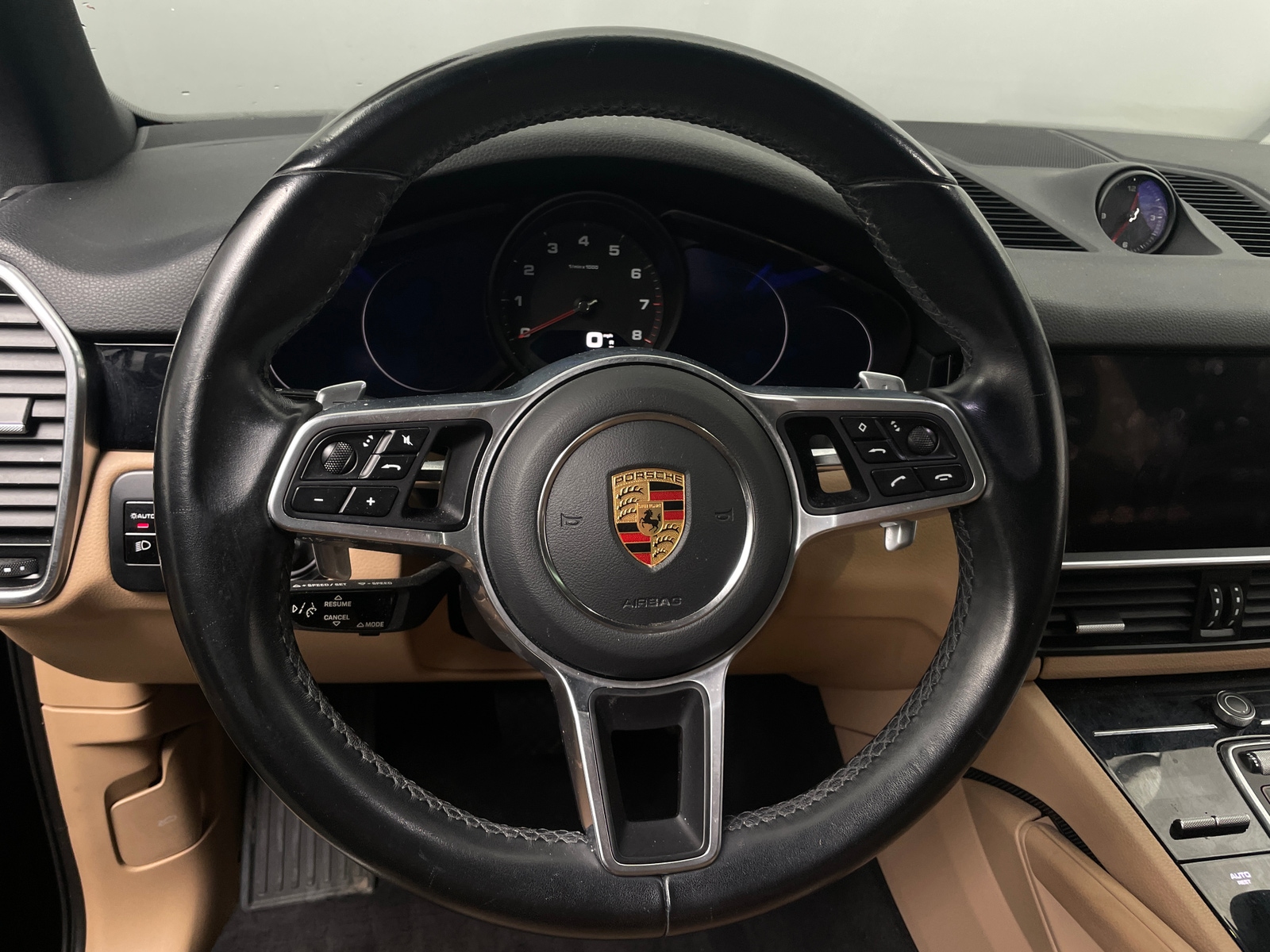 Thumbnail: 2021 Porsche Cayenne - 4