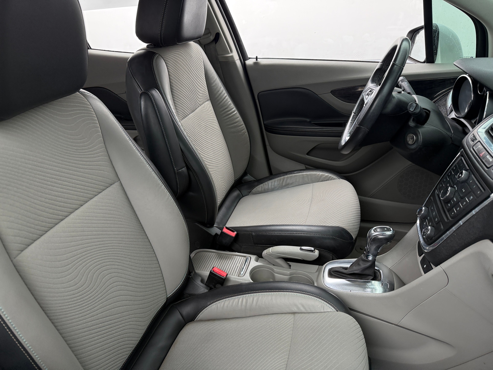 Thumbnail: 2014 Buick Encore - 2