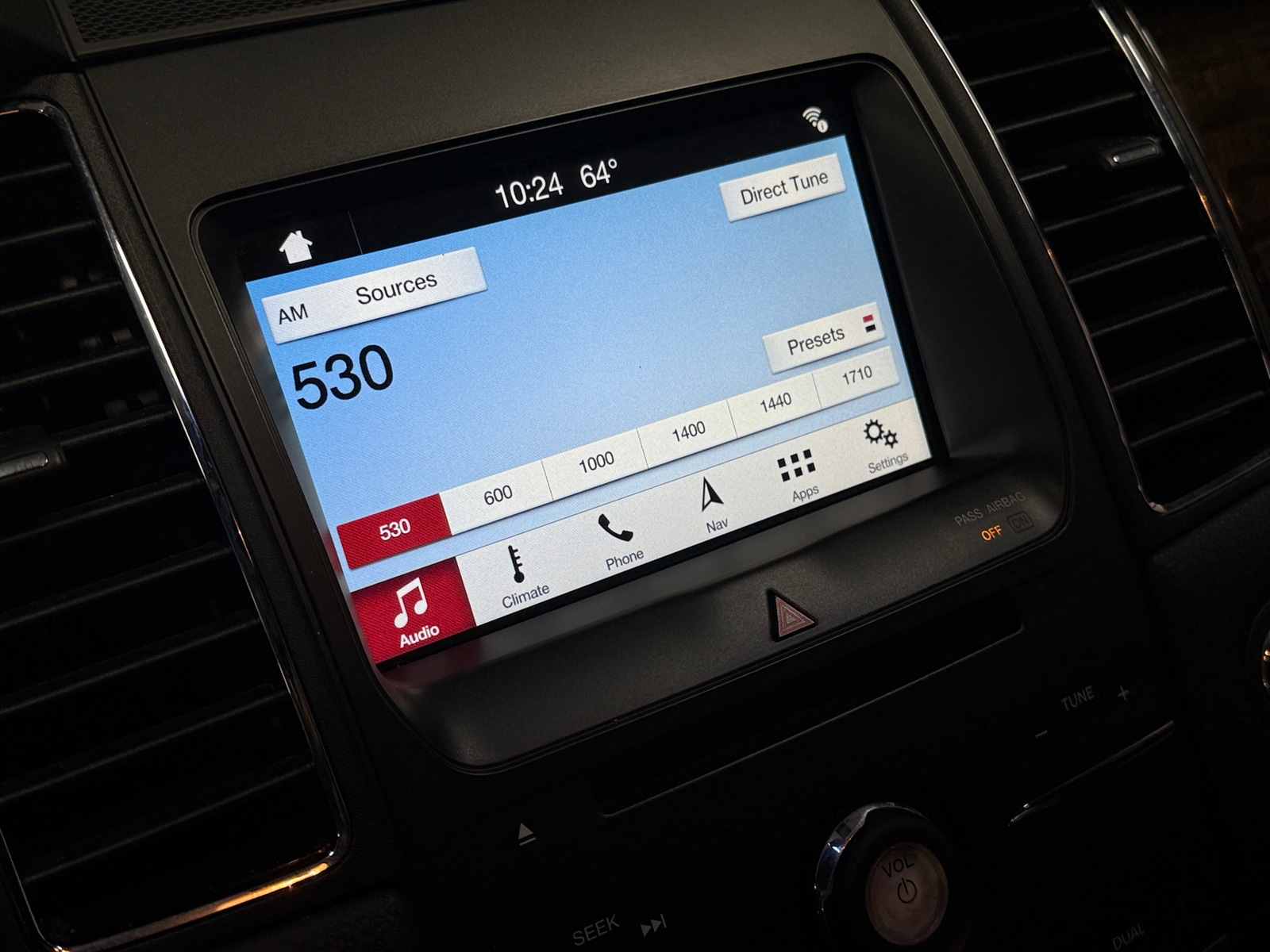 Thumbnail: 2016 Ford Taurus - 3