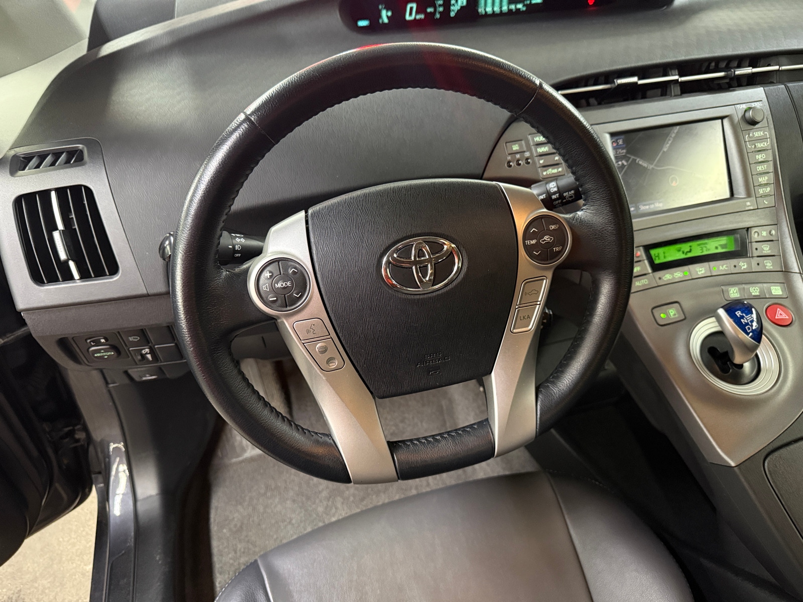 Thumbnail: 2012 Toyota Prius - 5