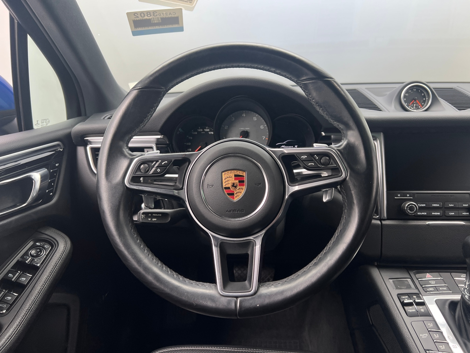 Thumbnail: 2018 Porsche Macan - 4