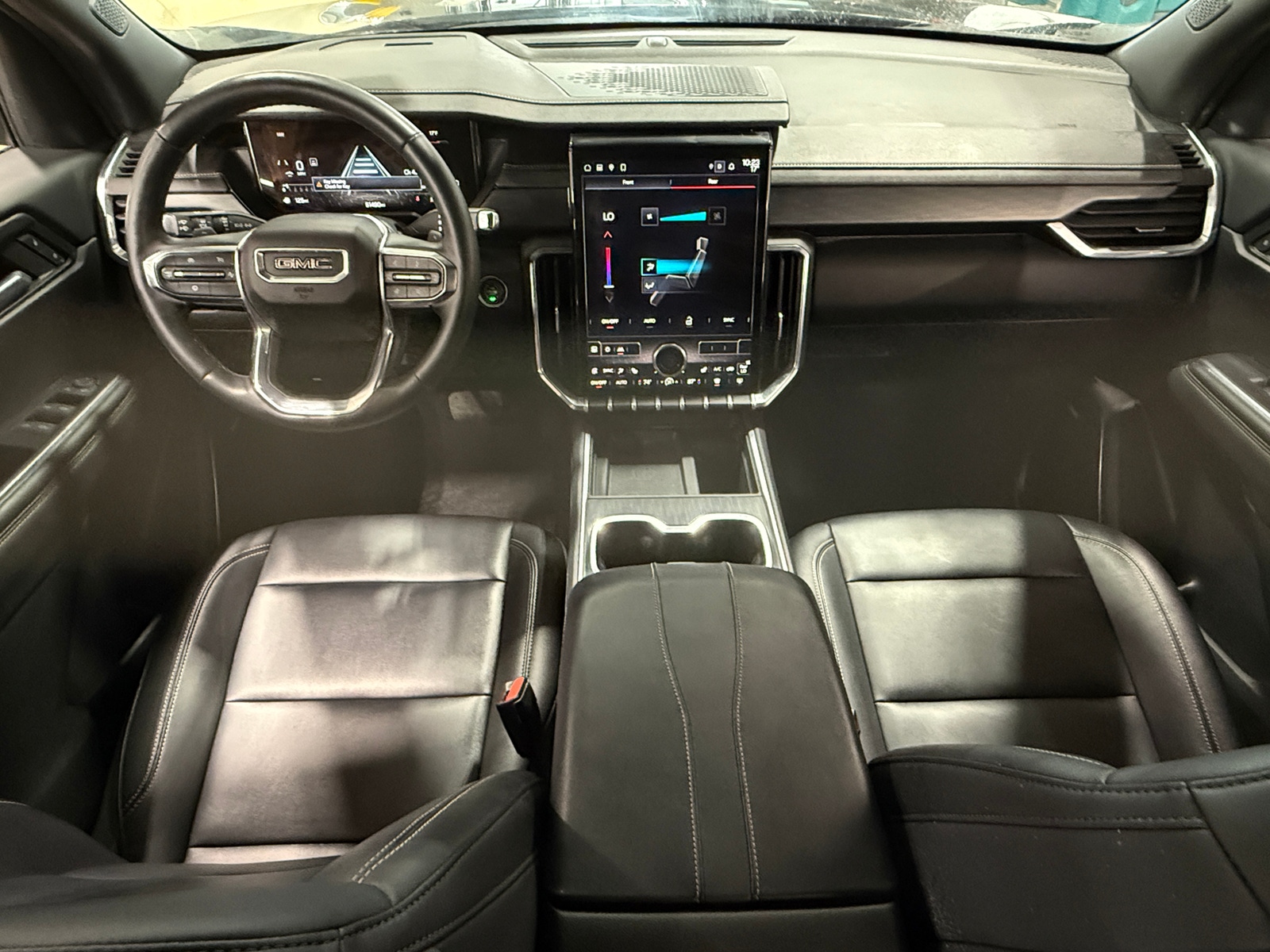 Thumbnail: 2024 GMC Acadia - 2