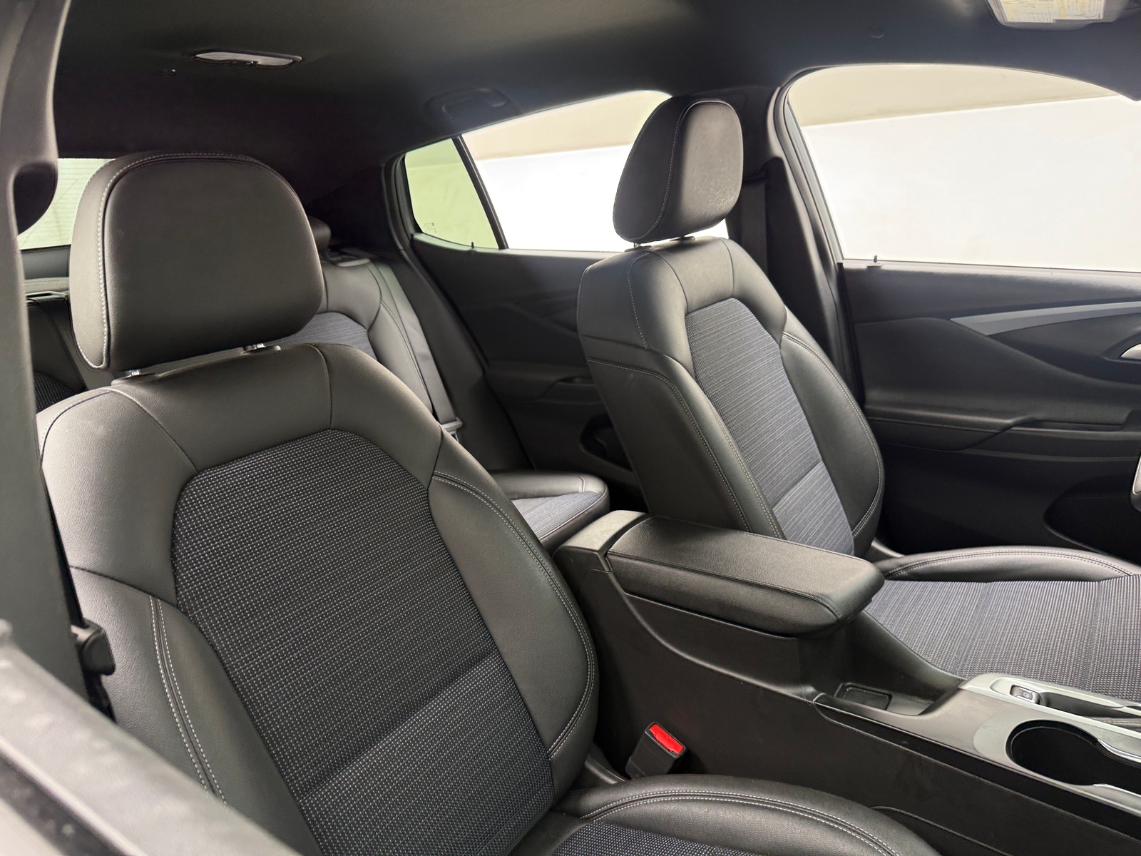 Thumbnail: 2025 Buick Envista - 2