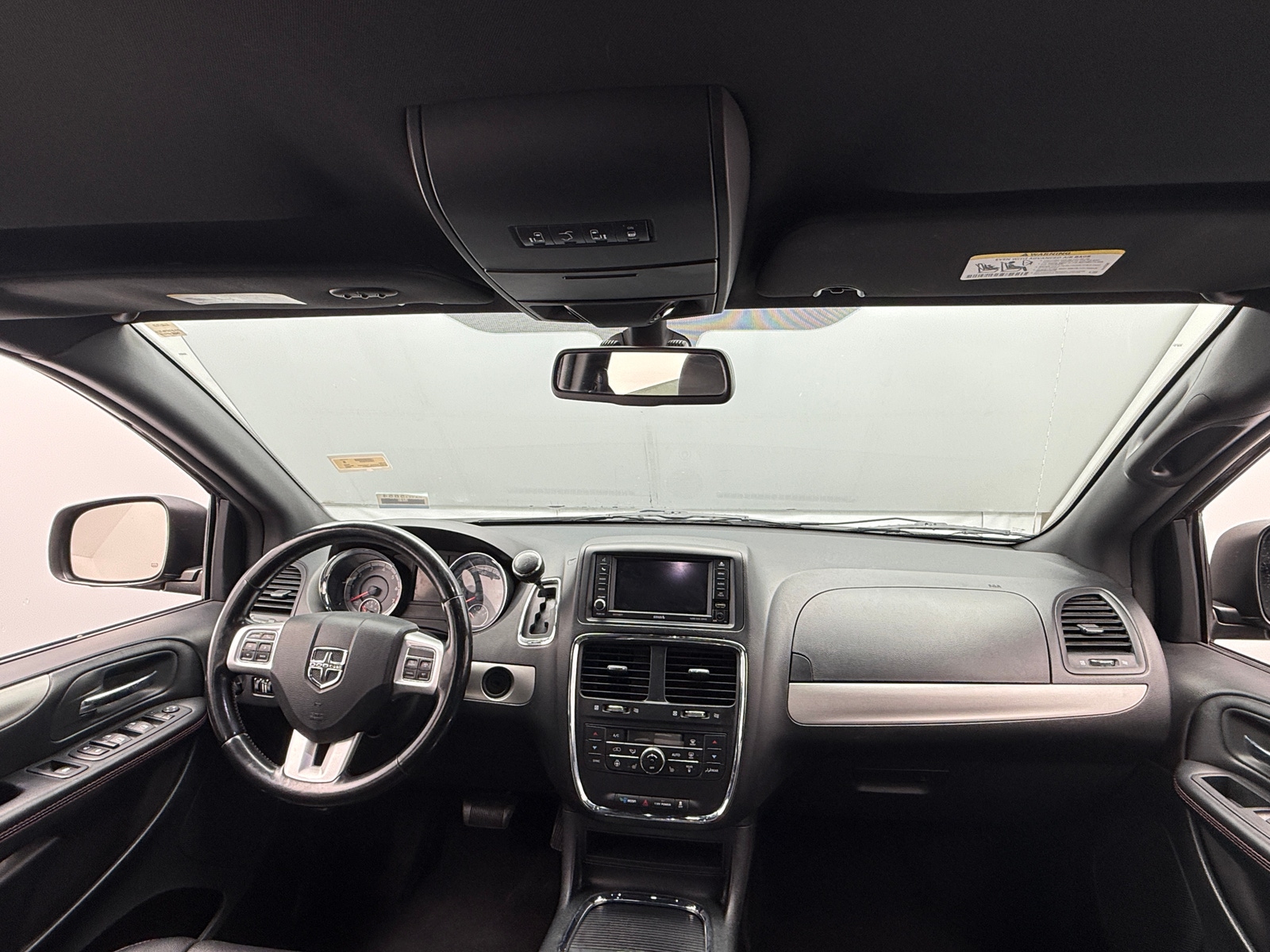 Thumbnail: 2020 Dodge Grand Caravan - 2