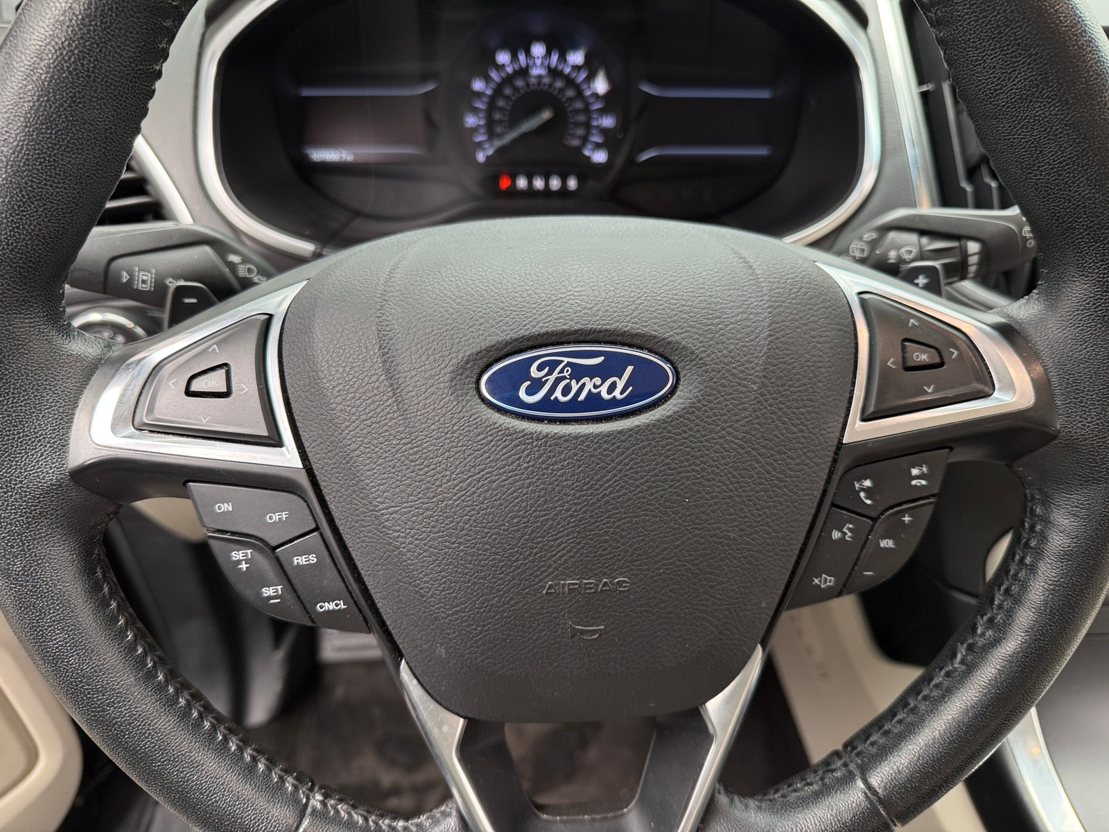 Thumbnail: 2019 Ford Edge - 4