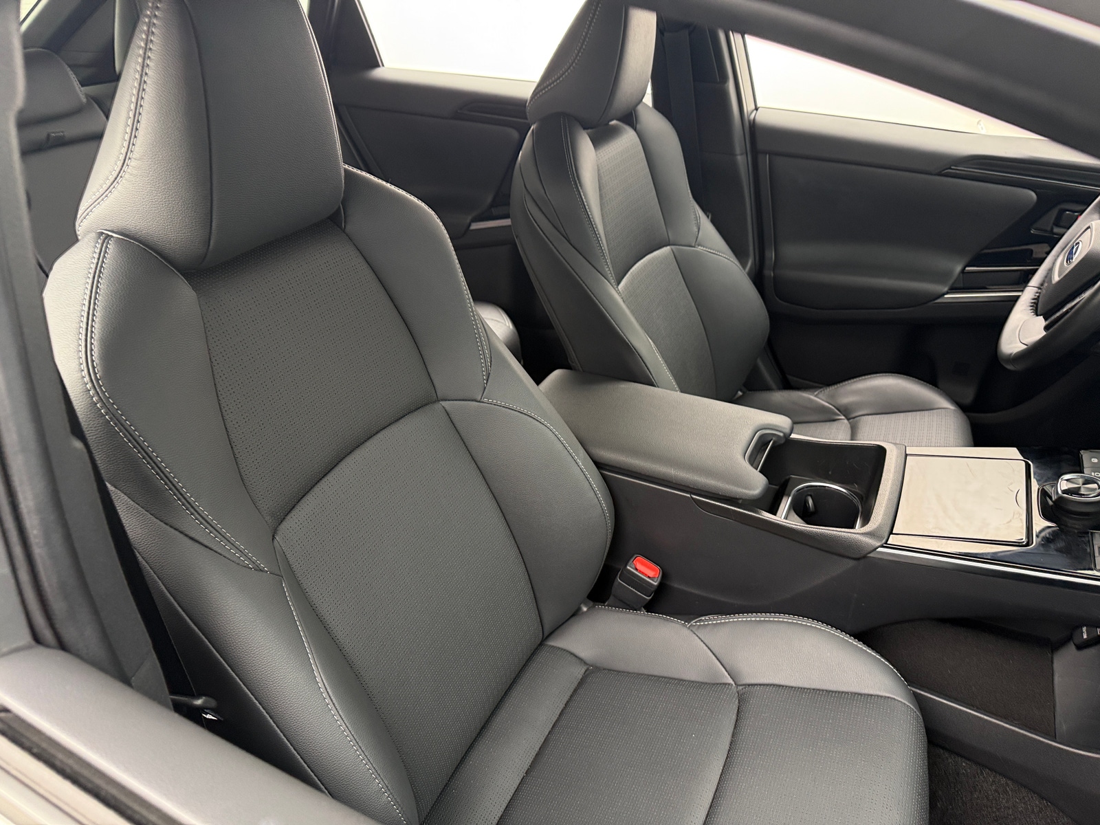 Thumbnail: 2023 Subaru Solterra - 2