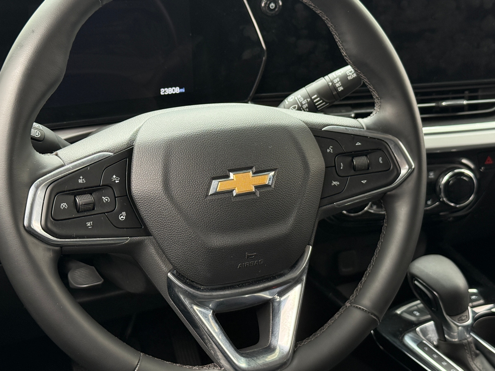 Thumbnail: 2025 Chevrolet Trax - 5