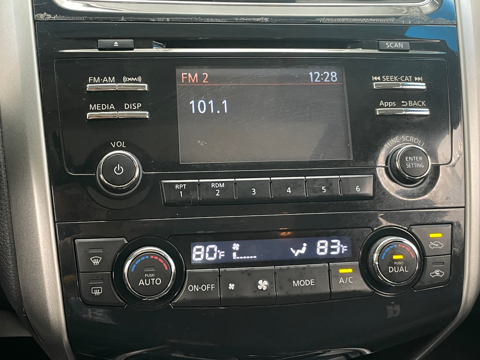 Thumbnail: 2014 Nissan Altima - 4