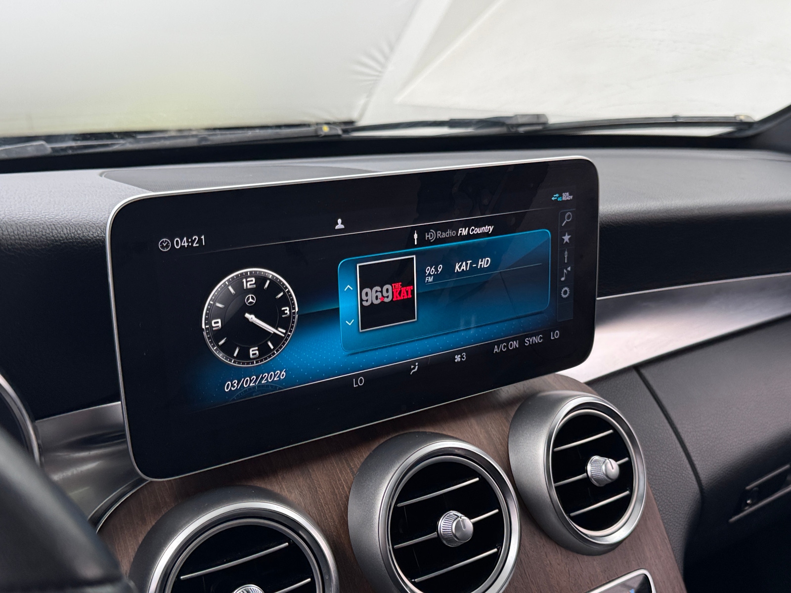 Thumbnail: 2020 Mercedes-Benz C-Class - 3