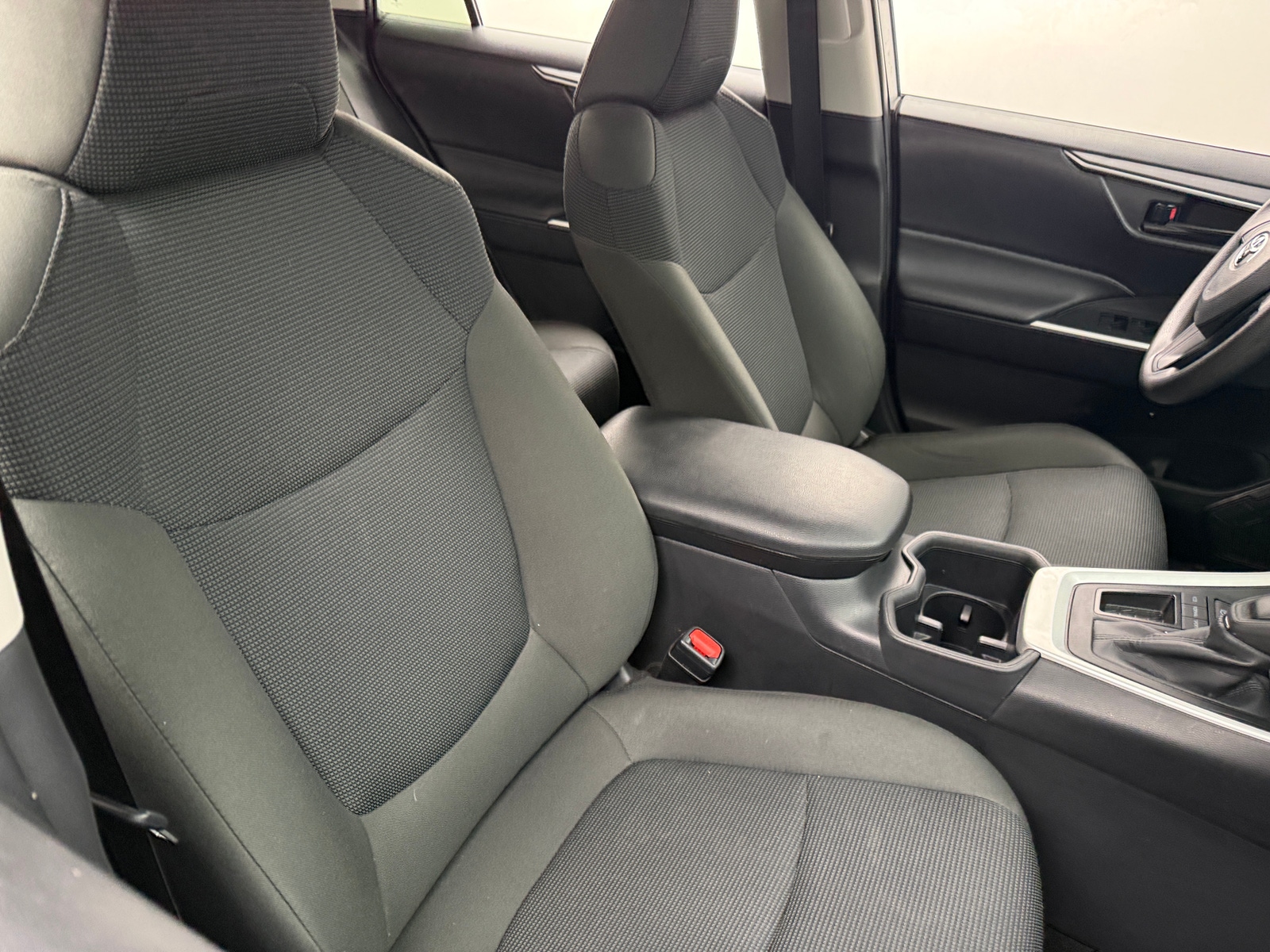 Thumbnail: 2025 Toyota RAV4 - 2