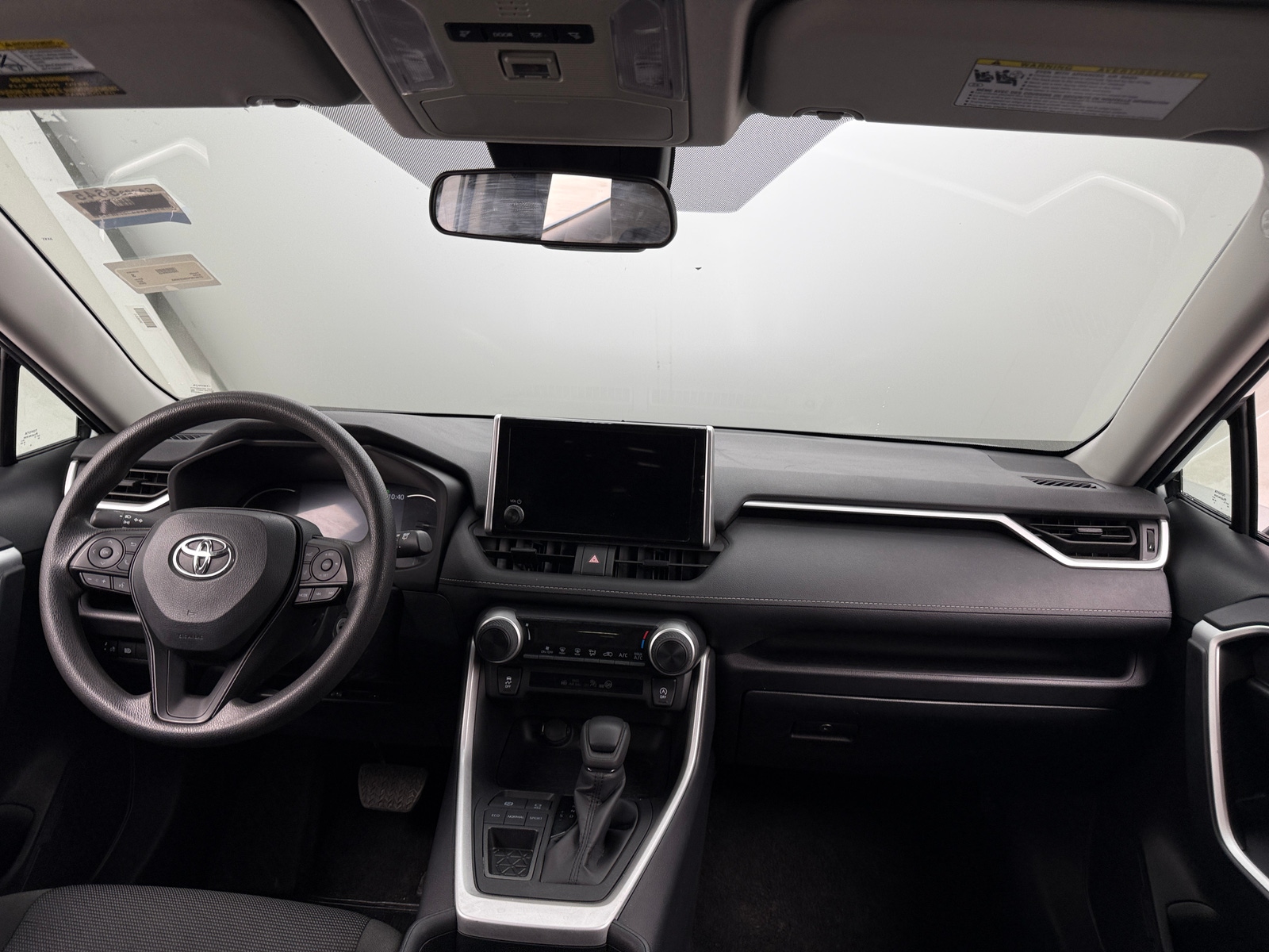 Thumbnail: 2025 Toyota RAV4 - 3