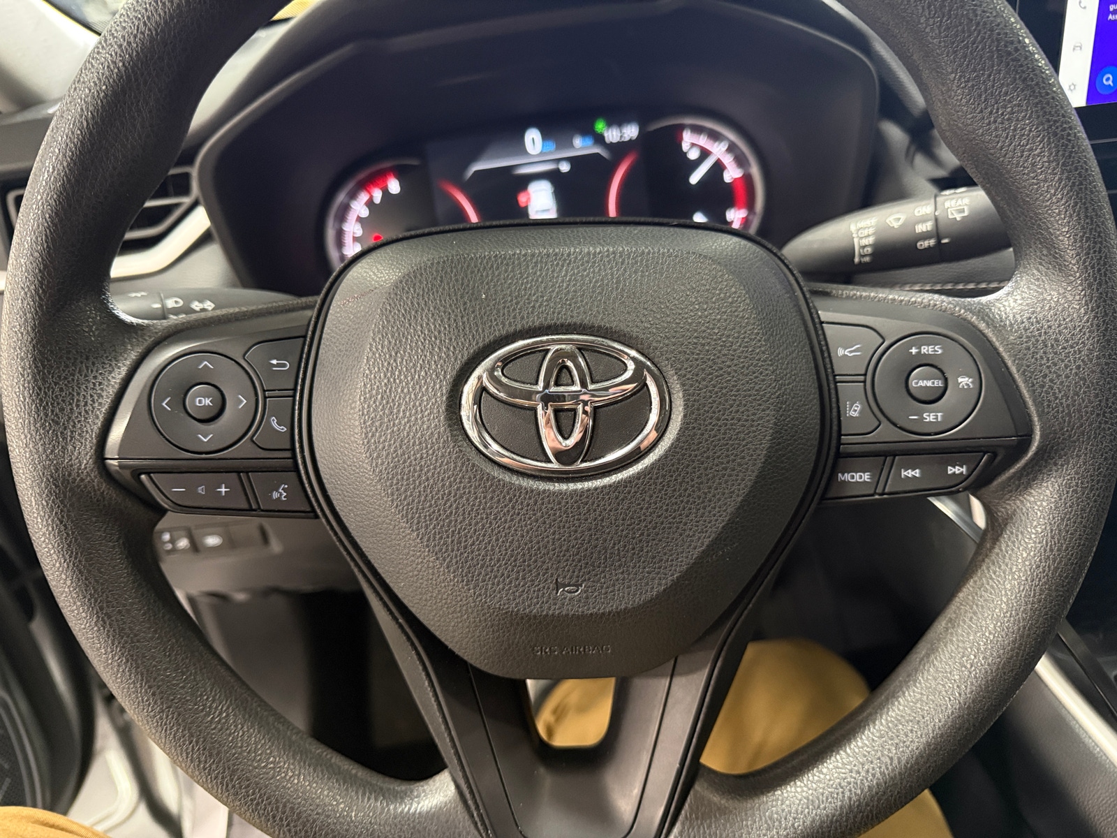 Thumbnail: 2025 Toyota RAV4 - 5