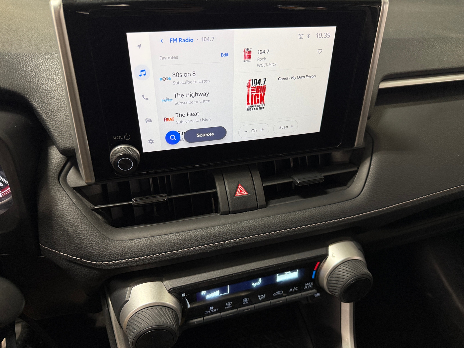 Thumbnail: 2025 Toyota RAV4 - 4