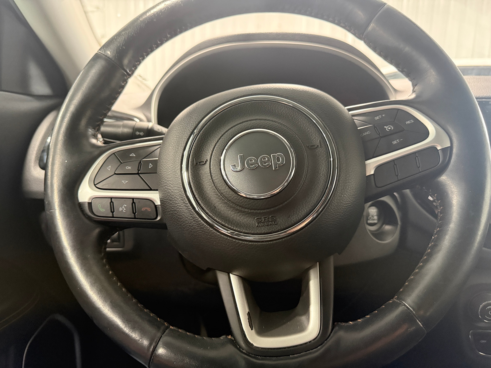 Thumbnail: 2020 Jeep Compass - 4