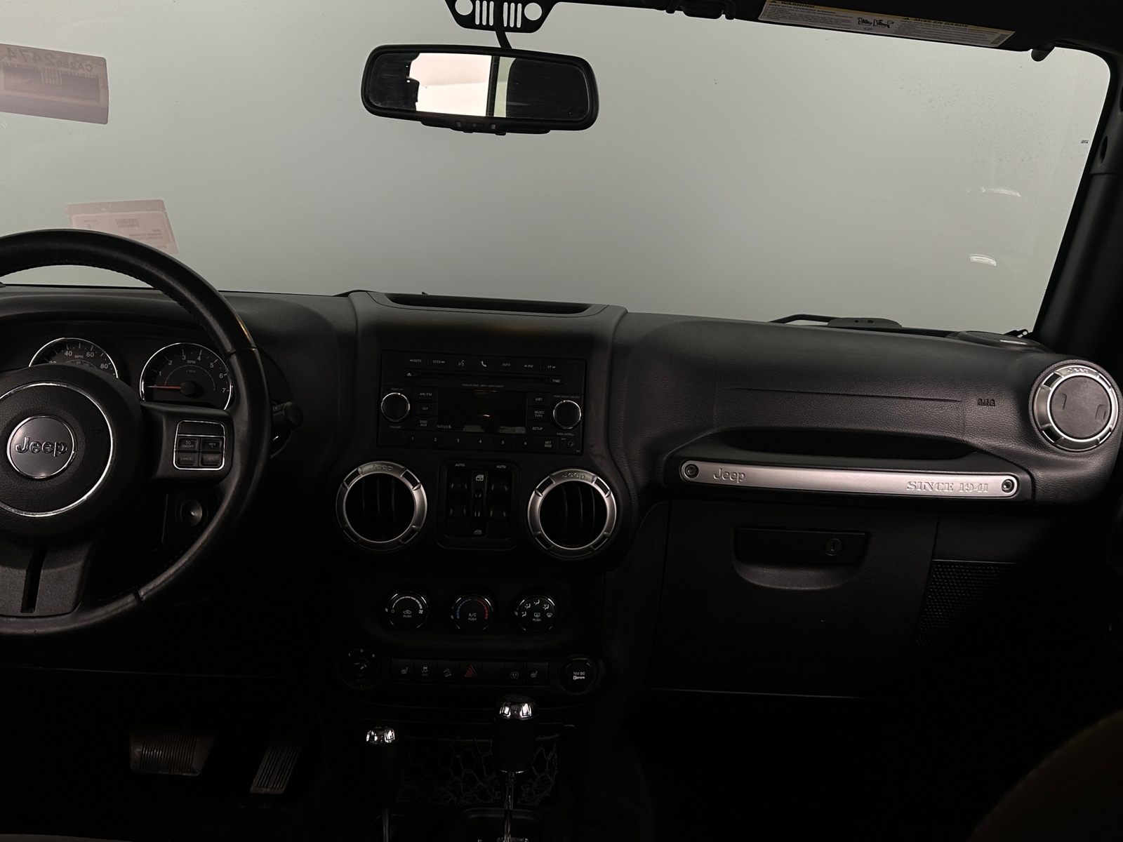 Thumbnail: 2017 Jeep Wrangler - 3