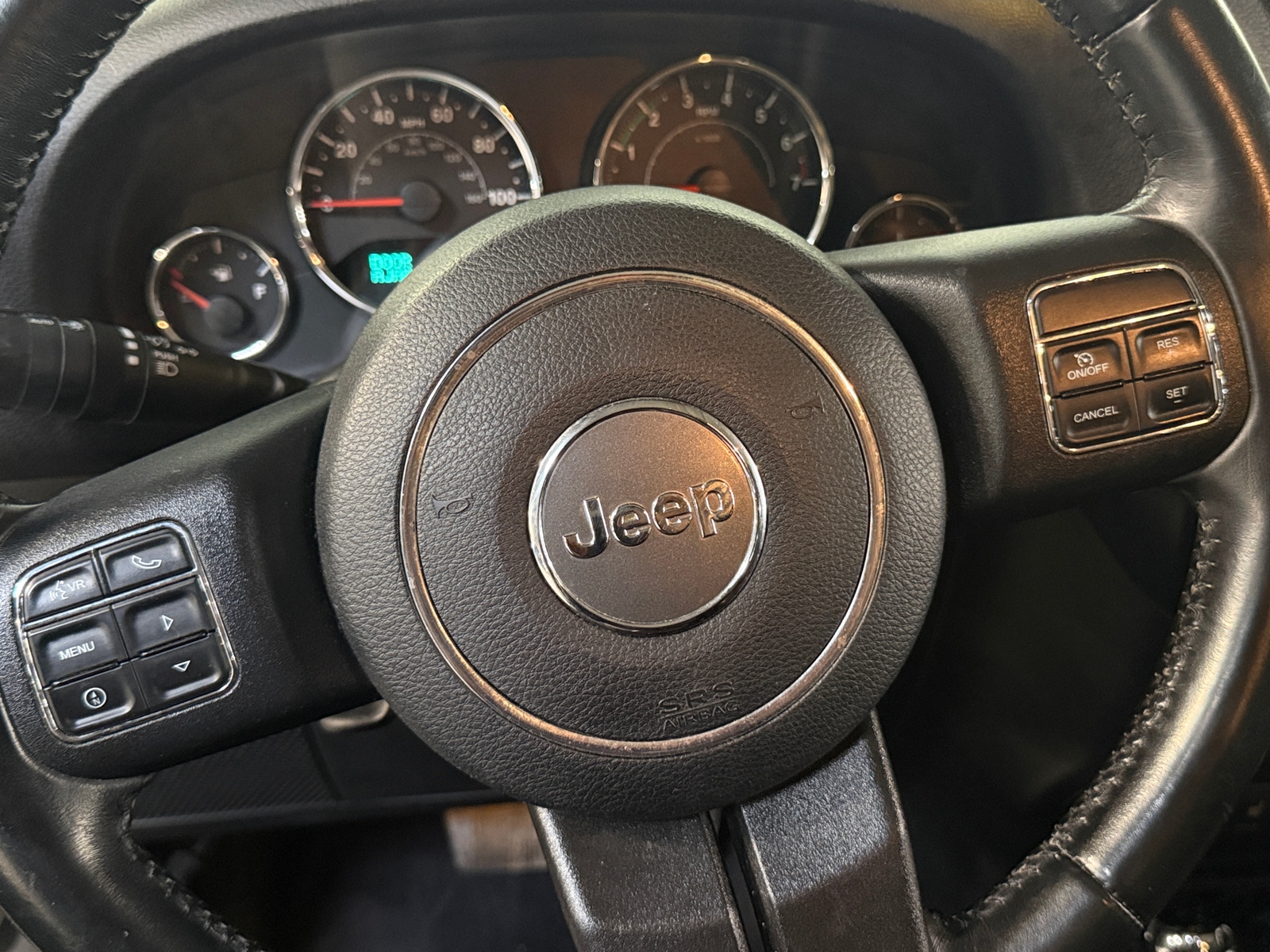 Thumbnail: 2017 Jeep Wrangler - 5