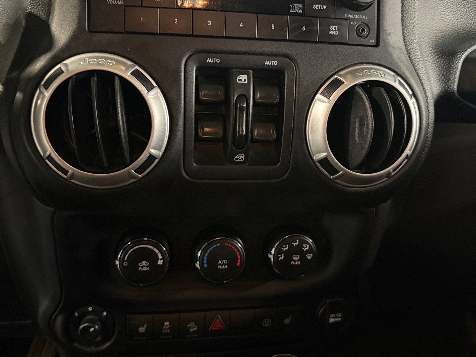 Thumbnail: 2017 Jeep Wrangler - 4