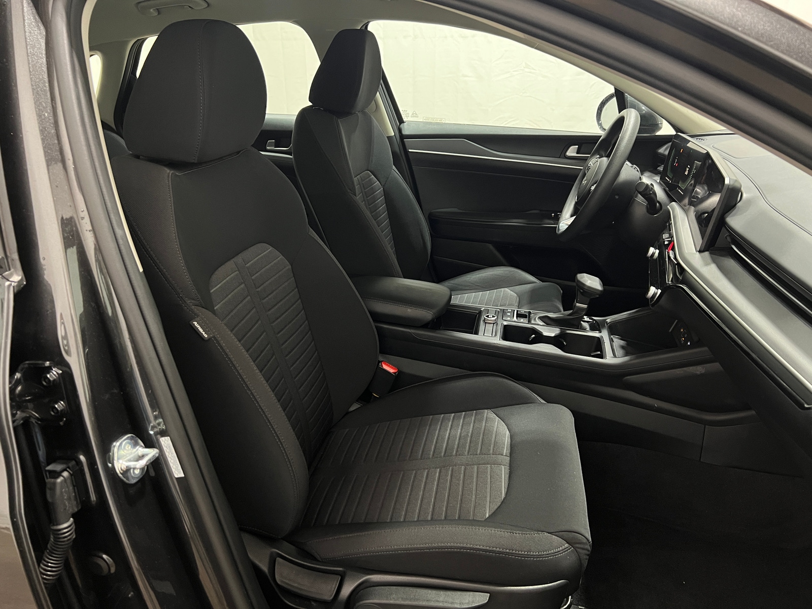 Thumbnail: 2025 Kia K5 - 2